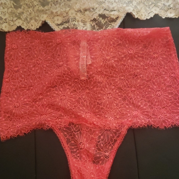 NWT LACE PANTIE LARGE V.S. - Picture 2 of 6
